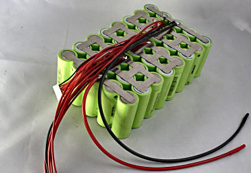 Pack mit Anschlusskabeln